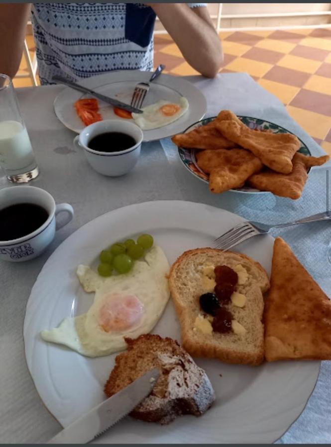Hotel Vila Nino Berat Ngoại thất bức ảnh
