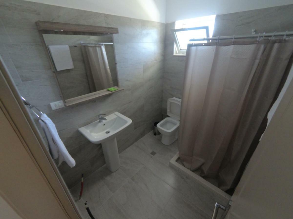 Hotel Vila Nino Berat Ngoại thất bức ảnh