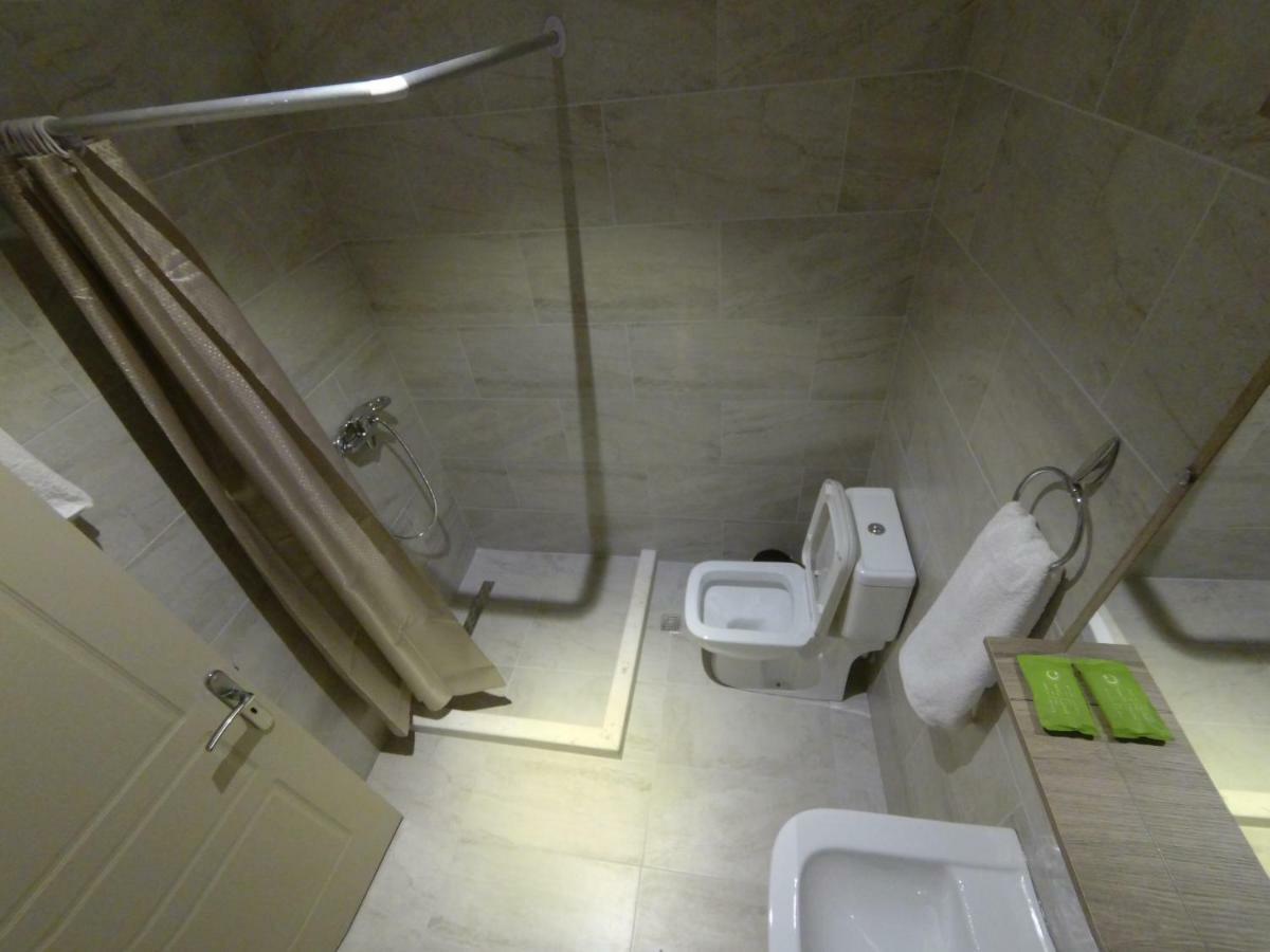 Hotel Vila Nino Berat Ngoại thất bức ảnh
