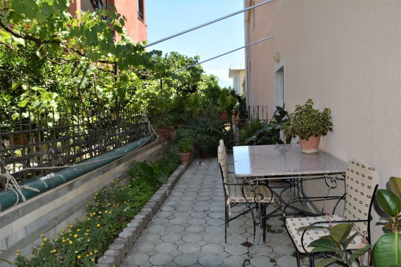 Hotel Vila Nino Berat Ngoại thất bức ảnh