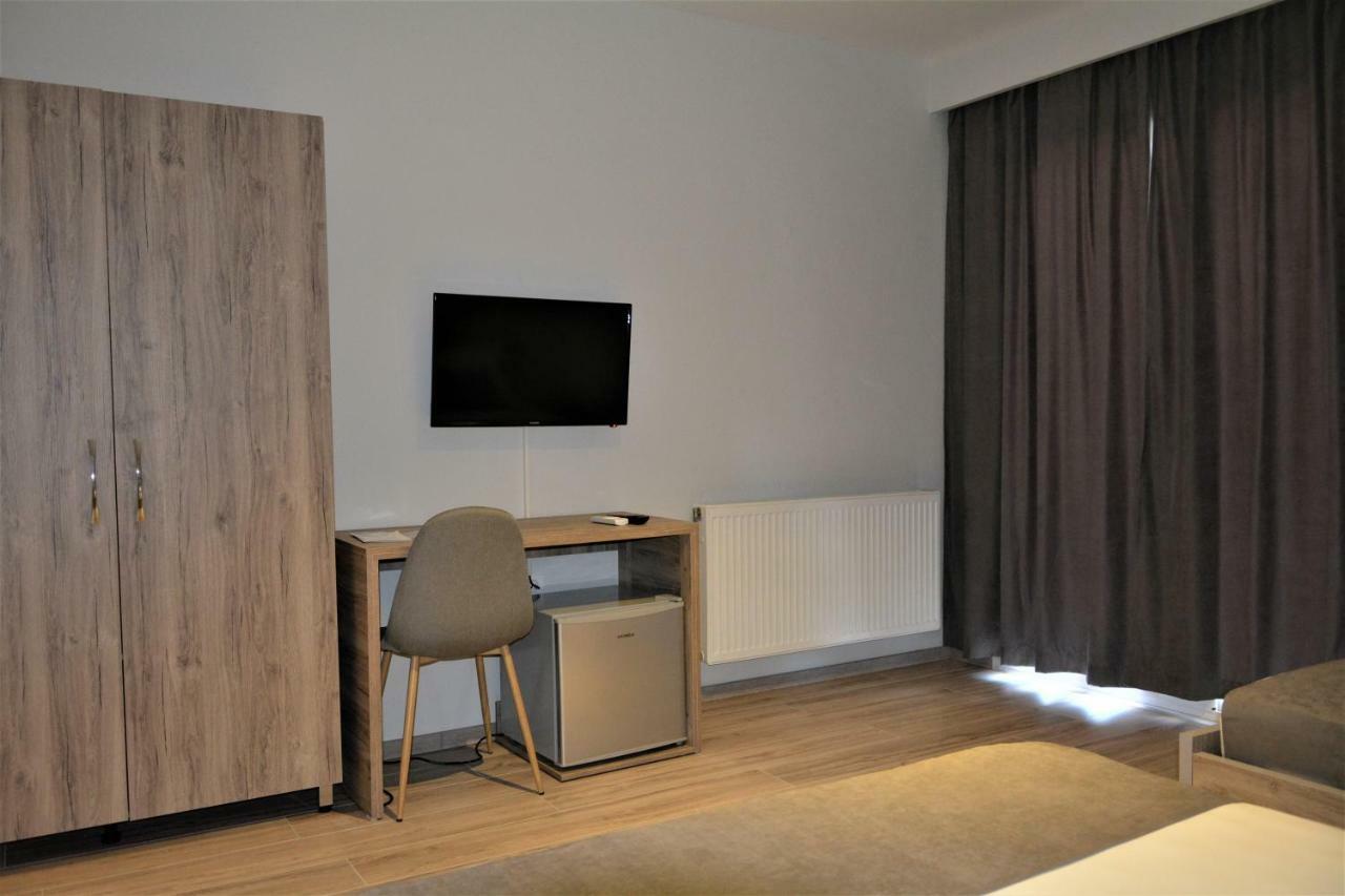 Hotel Vila Nino Berat Ngoại thất bức ảnh